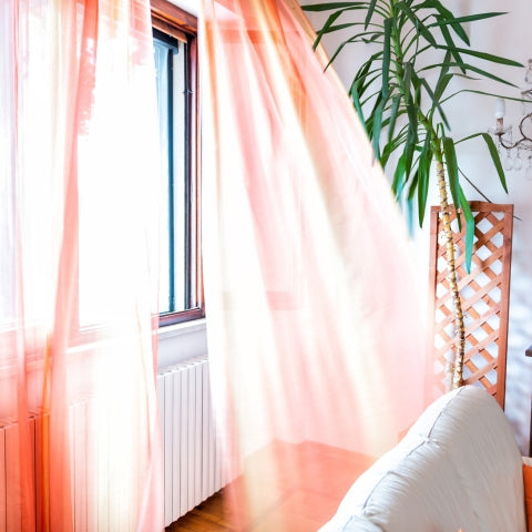 HOW TO STOP YOUR DOORS BANGING IN THE WIND – The Doorstop Shop